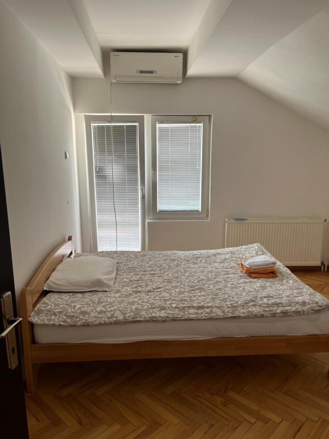 中华楼 - Belgrade Extérieur photo