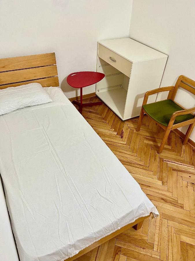 中华楼 - Belgrade Extérieur photo