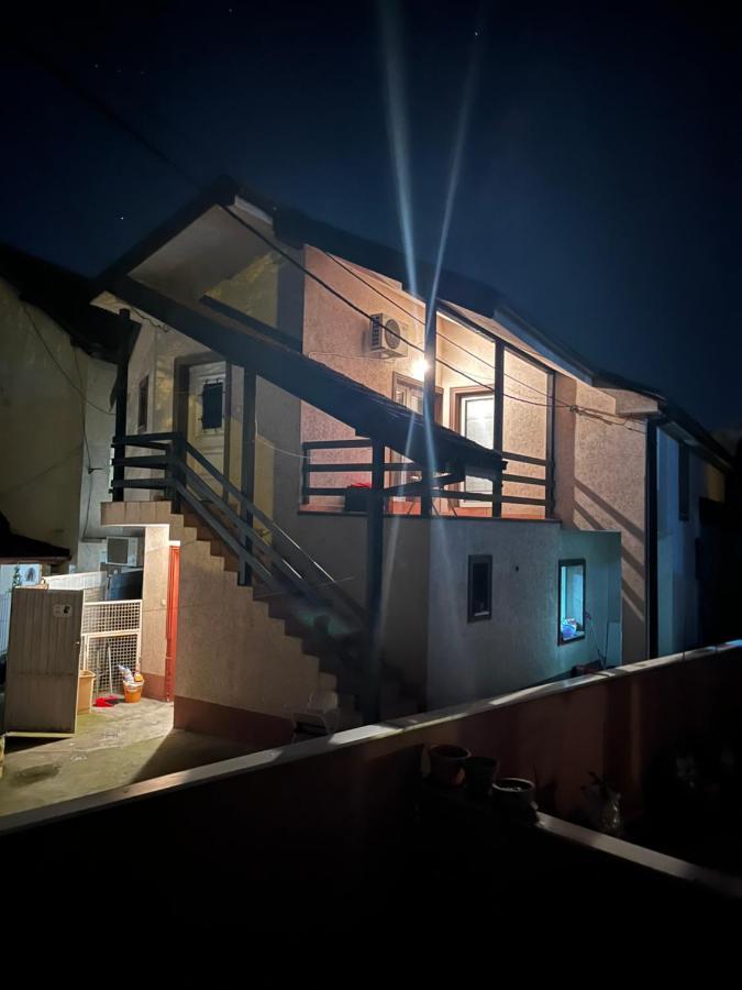 中华楼 - Belgrade Extérieur photo